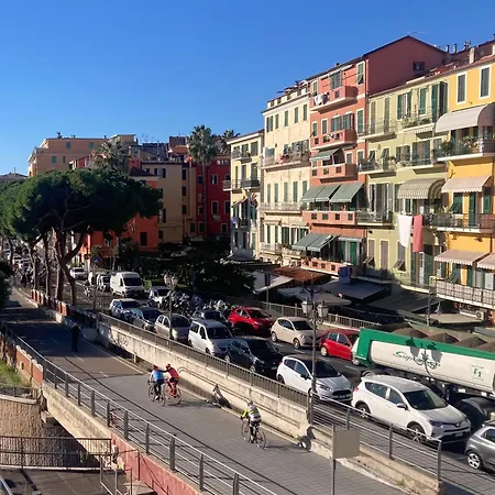 شقة La Marina
